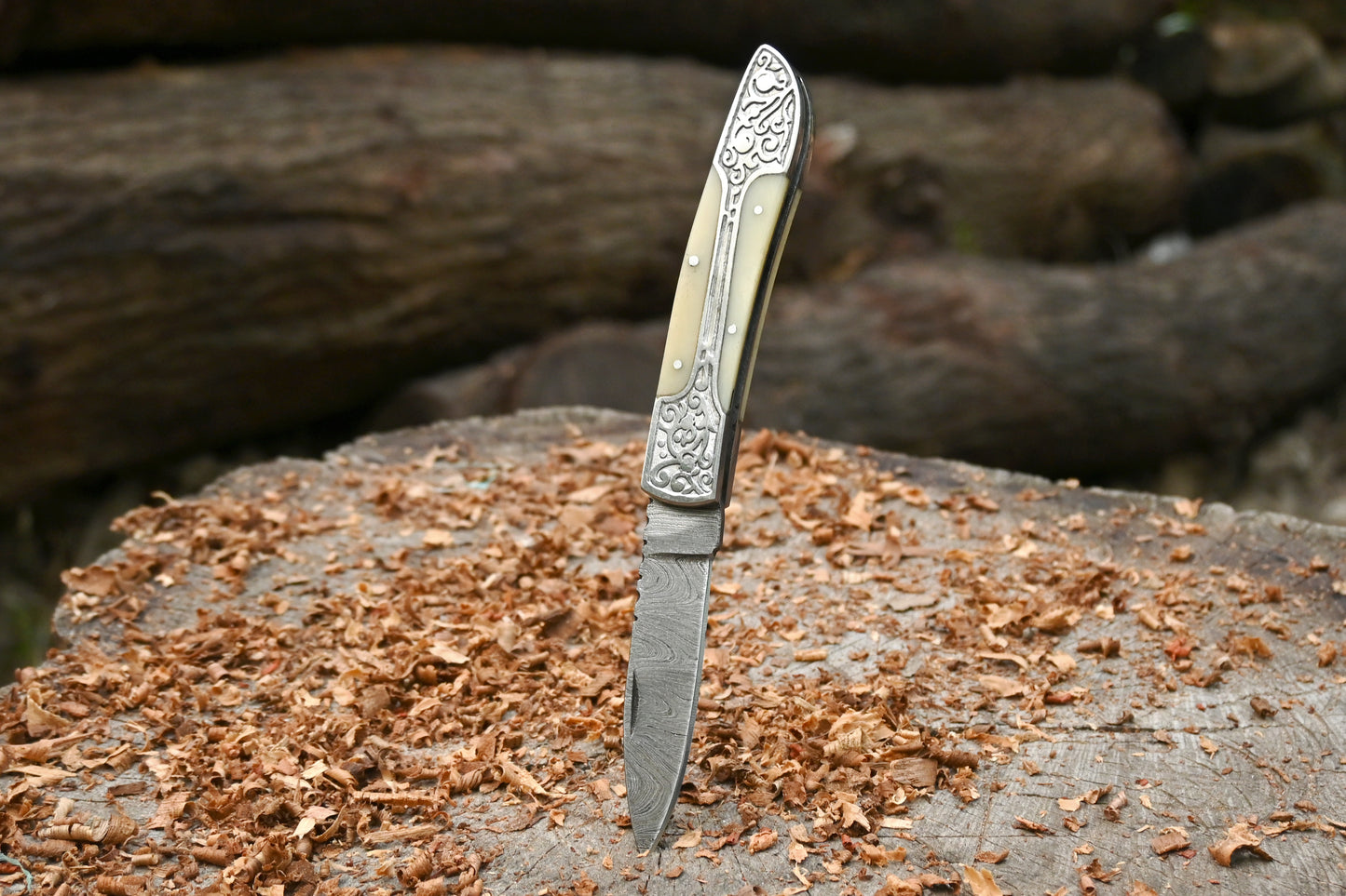 Ivory Edge – Hand Forged Damascus Steel Folding Pocket Knife – Camel Bone Handle & Leather Sheath