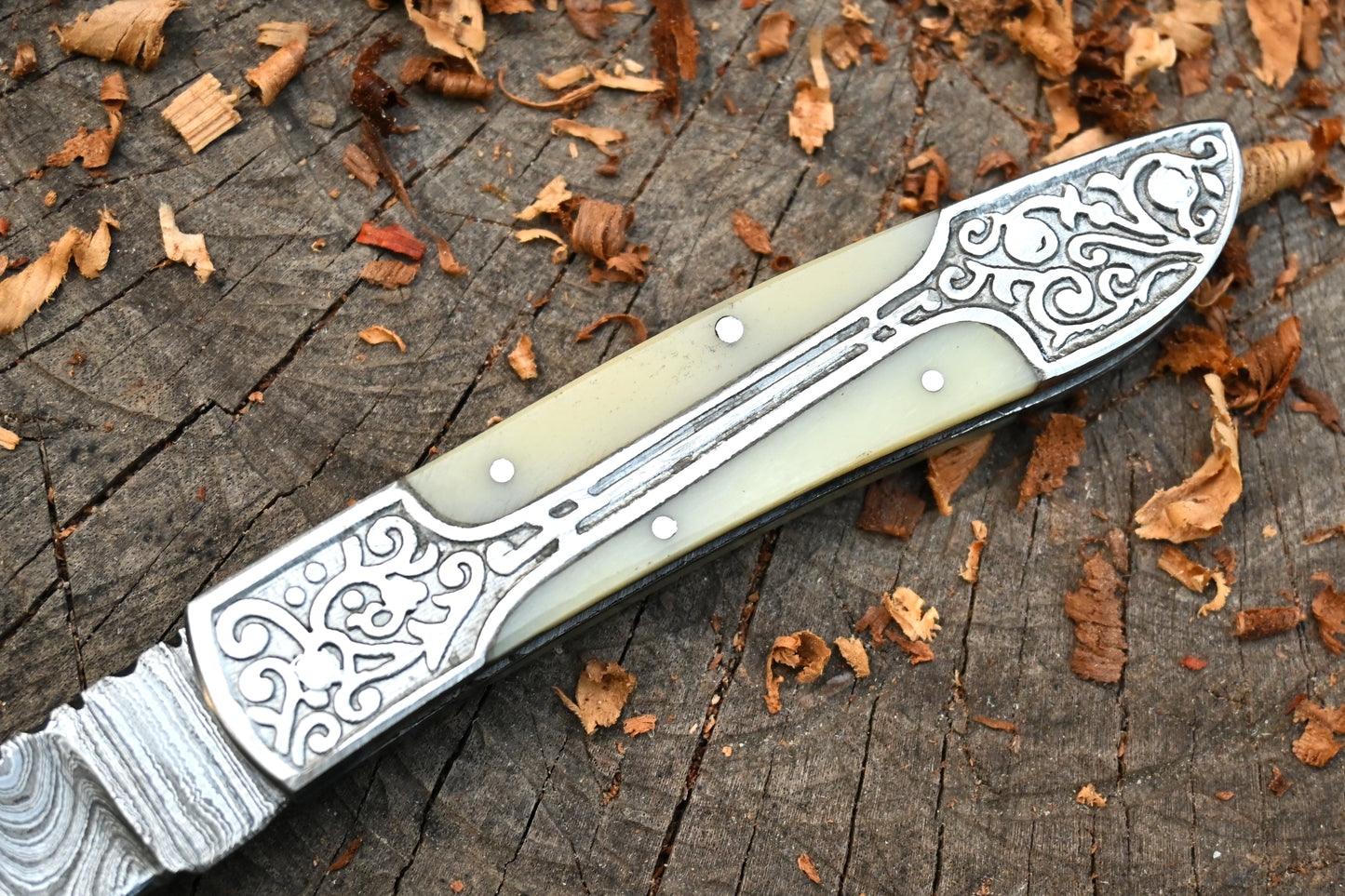 Ivory Edge – Hand Forged Damascus Steel Folding Pocket Knife – Camel Bone Handle & Leather Sheath