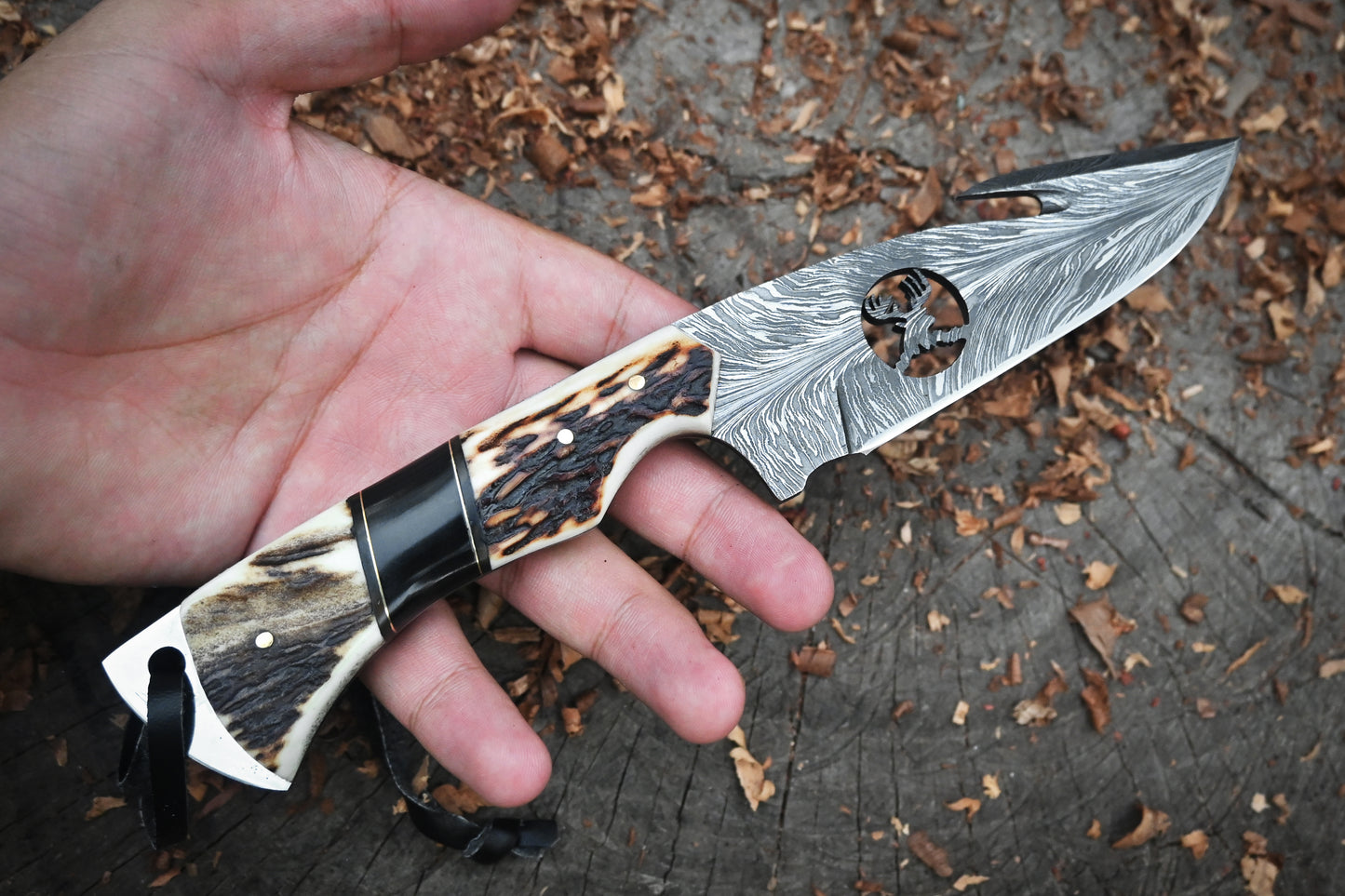Bobcat Damascus Hunting Knife – 10" Hand-Forged 512-Layer Fixed Blade & Leather Sheath