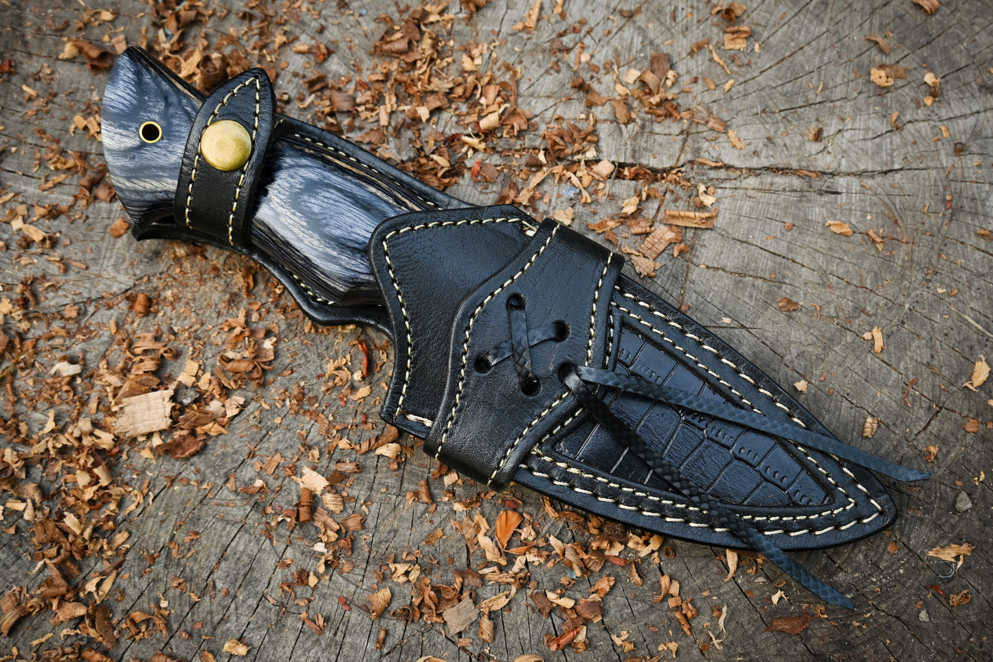 Feather Damascus Hunting Knife | The Audie Hunter