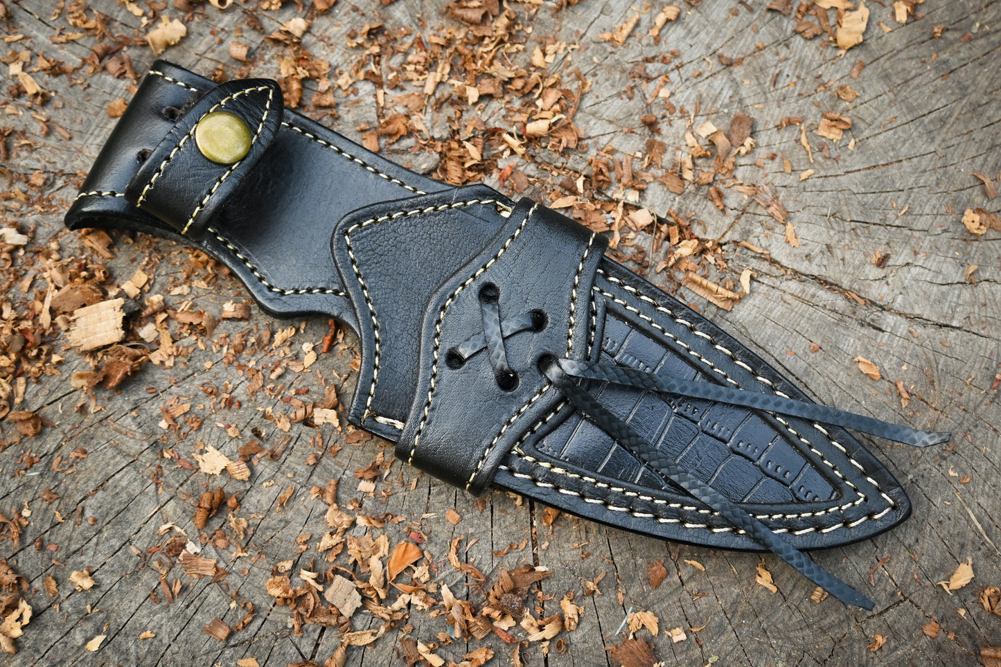 Feather Damascus Hunting Knife | The Audie Hunter