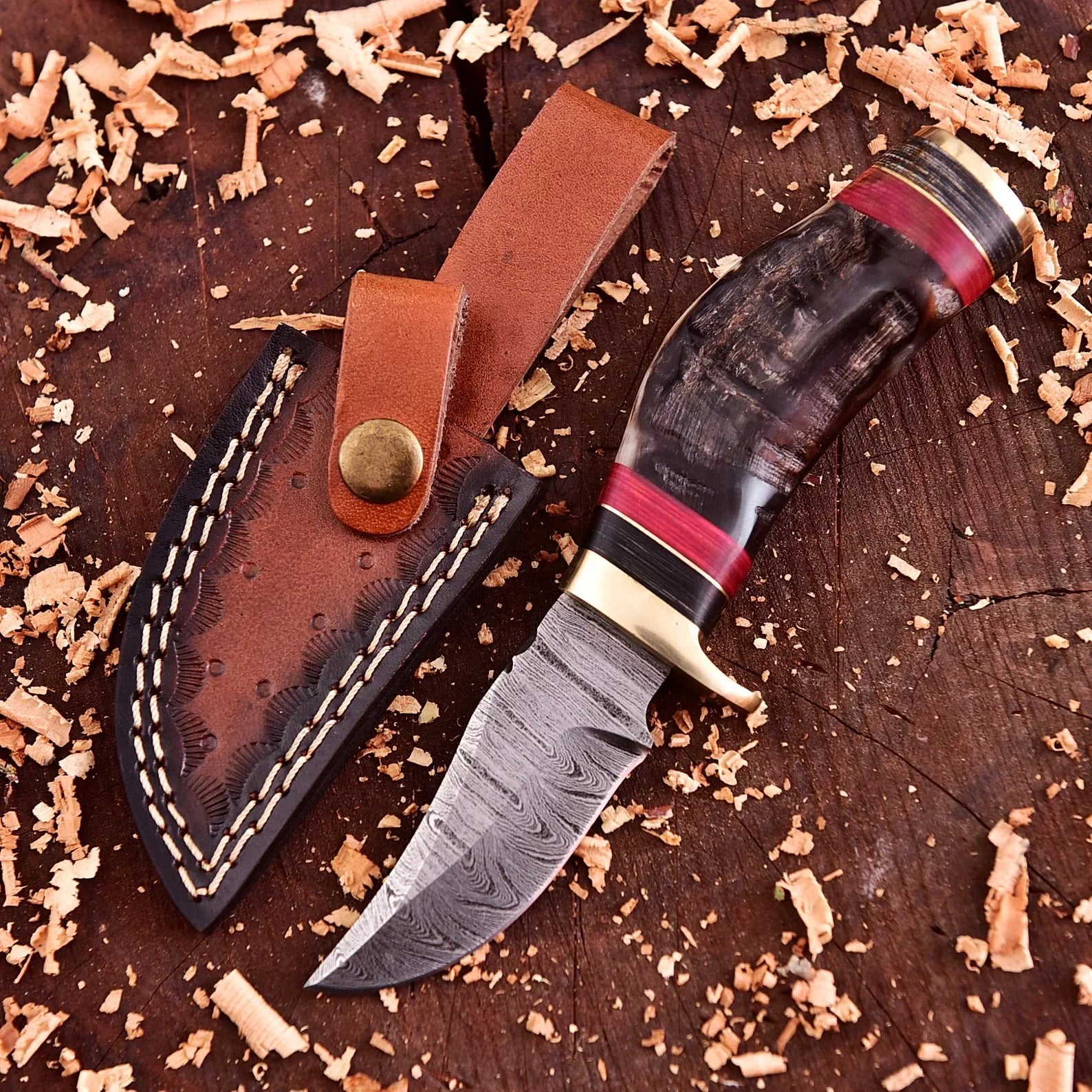 Stagcrest Damascus Mini Collector’s Tool with raindrop Damascus steel and stag handle
