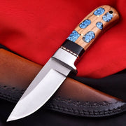 Trailborn 9-inch hand-forged J2 steel outdoor skinner blade with leather carrying case – ideal family gift for adventurers