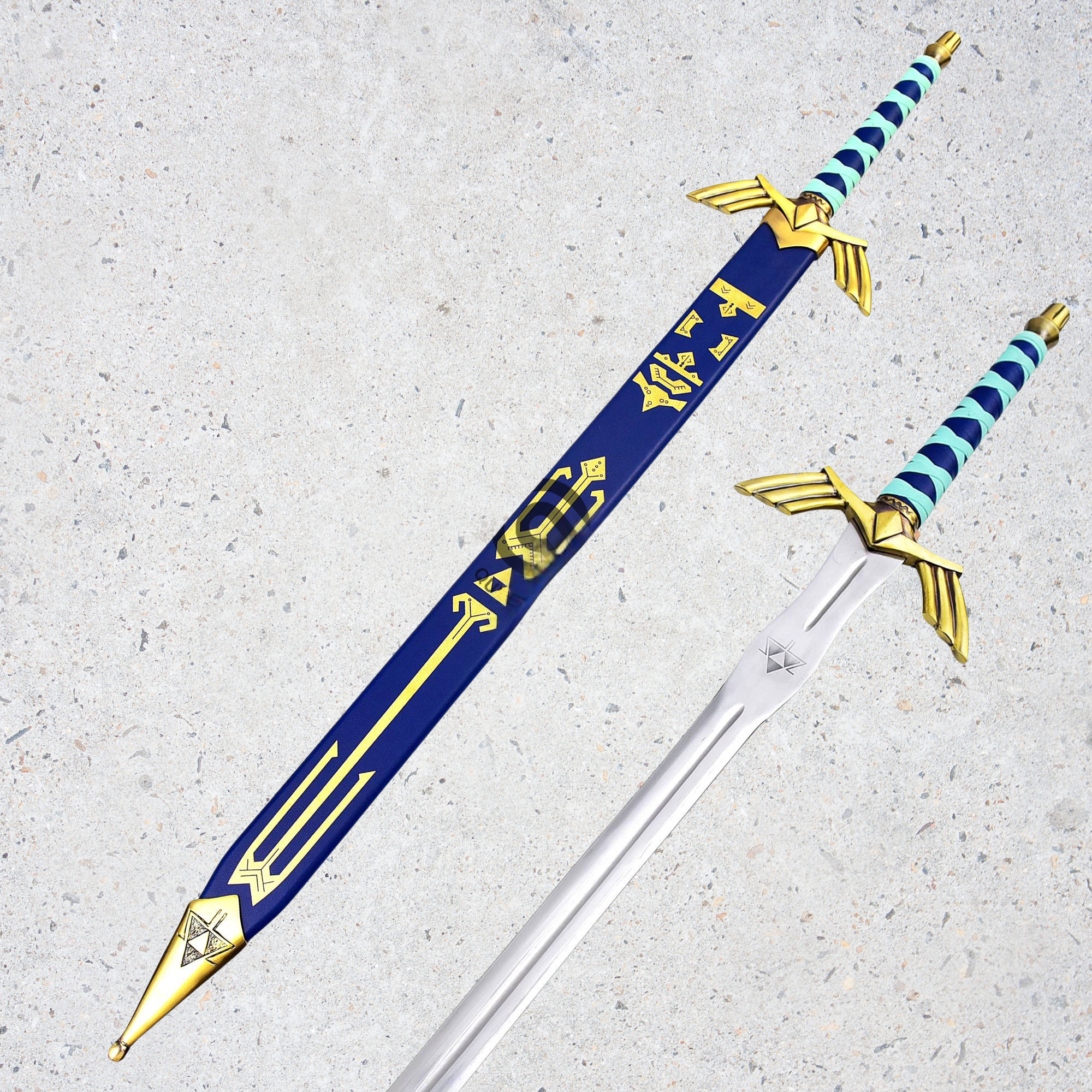 SHARDBLADE Zelda Sword Legendary Master - Replica – Lord of The Rings Swords Scabbard and Wall Ploug Included.