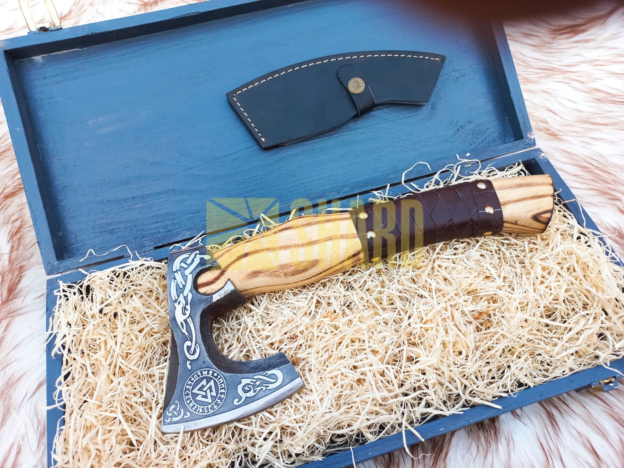 SHARD BLADE HAND FORGED Carbon Steel Hatchet VIKING Axe Battle Ready Throwing Axe +Sheath With Gifting Box