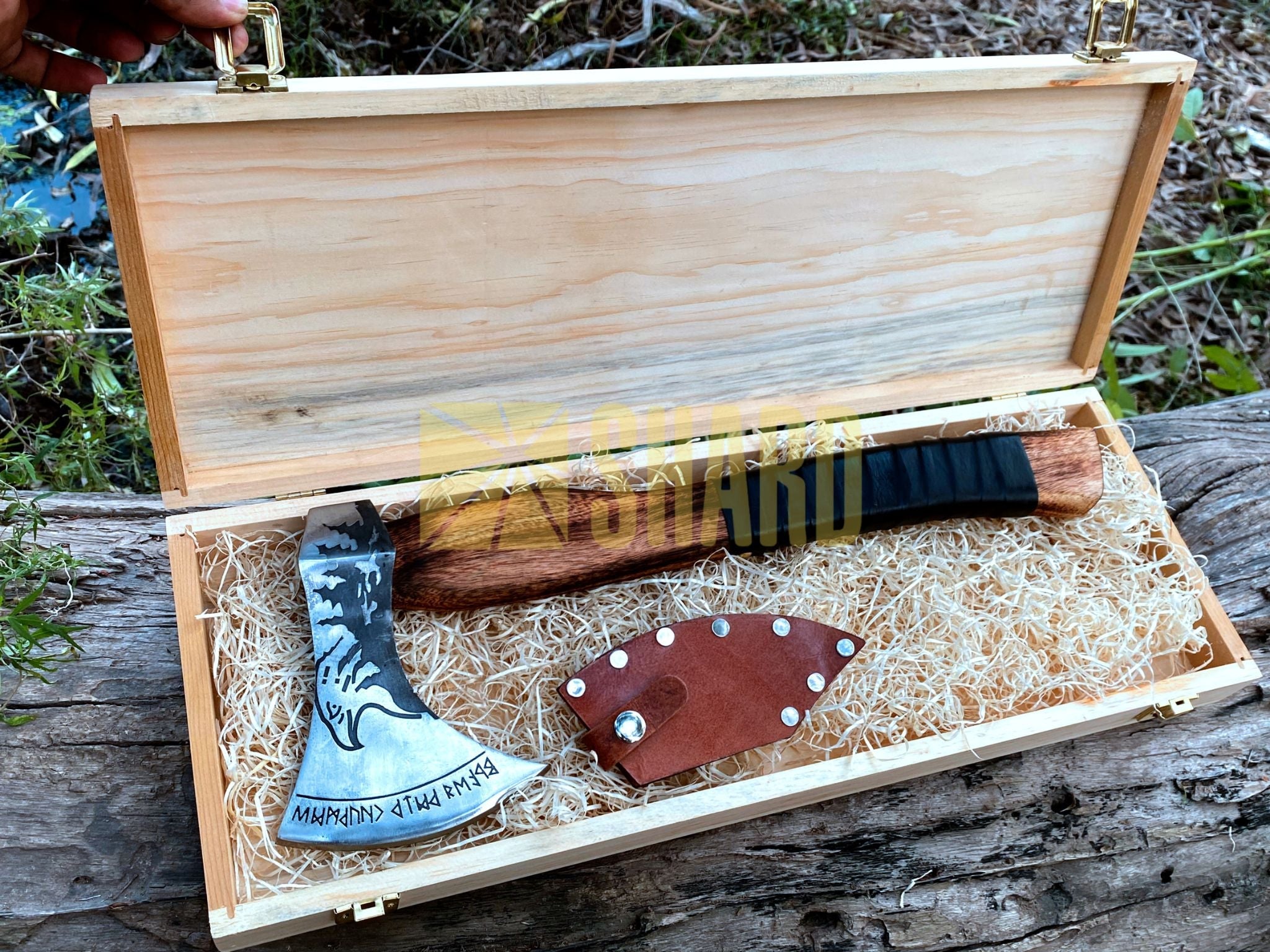 SHARD BLADE HAND FORGED Carbon Steel Hatchet VIKING Axe Battle Ready Throwing Axe +Sheath With Gifting Box - AX122